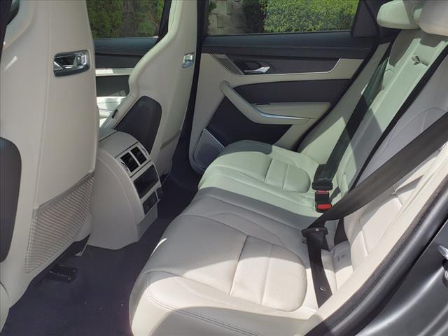 2026 Jaguar F-PACE P250 R-Dynamic S