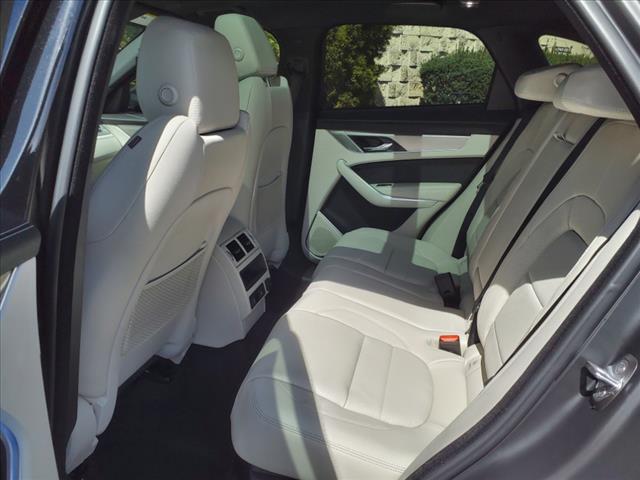 2026 Jaguar F-PACE P250 R-Dynamic S