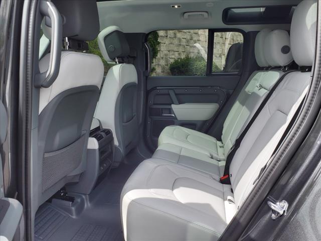 2025 Land Rover Defender 110 P300 S