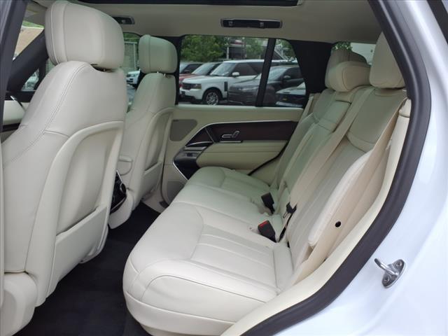 2023 Land Rover Range Rover P530 SE