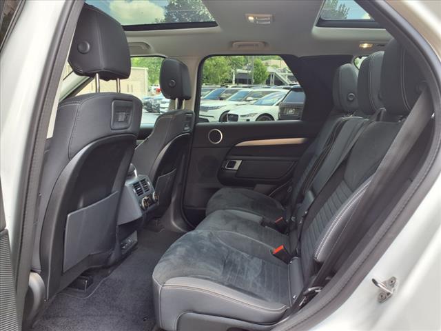 2023 Land Rover Discovery P300 S