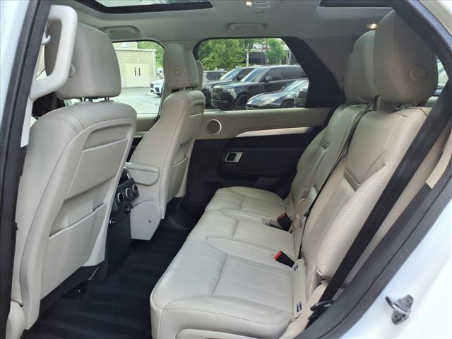 2020 Land Rover Discovery Landmark Edition