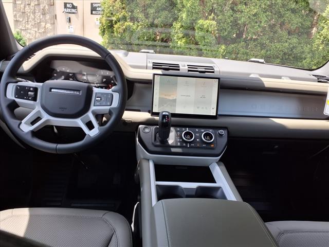 2025 Land Rover Defender 110 P300 S
