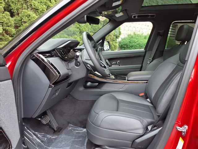 2025 Land Rover Range Rover Sport P360 SE