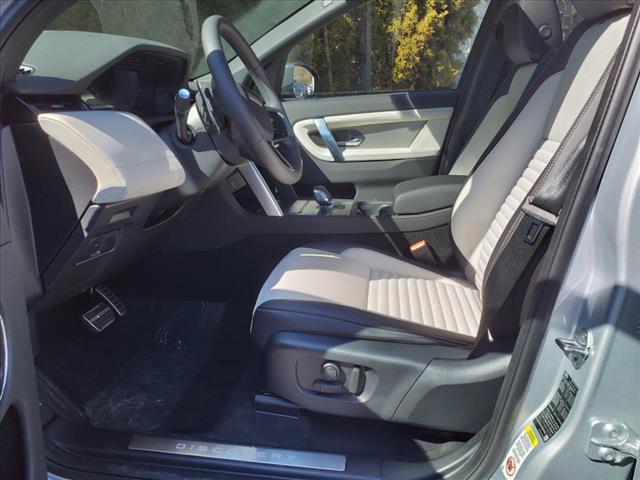 2025 Land Rover Discovery Sport P250 Dynamic SE