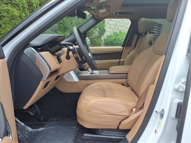 2025 Land Rover Range Rover P400 SE