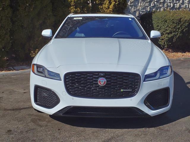 2021 Jaguar XF R-DYNAMIC SE