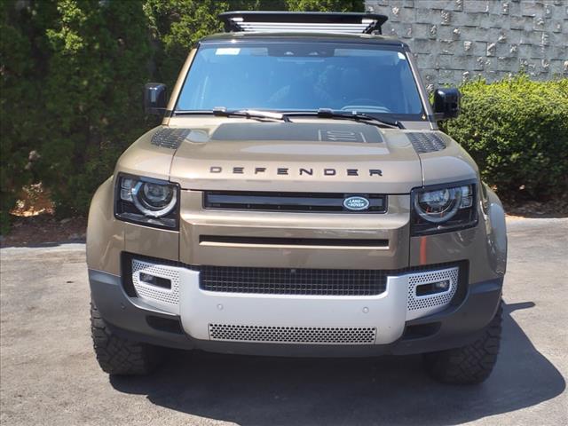 2020 Land Rover Defender 110 SE
