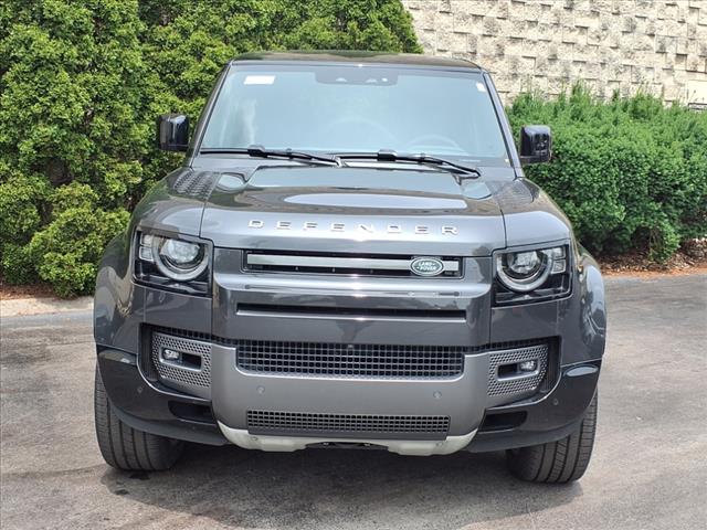2023 Land Rover Defender 110 V8