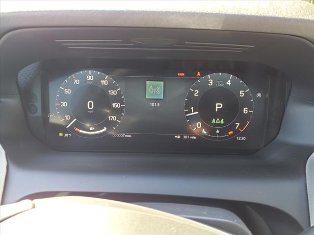 2025 Land Rover Discovery Sport P250 Dynamic SE