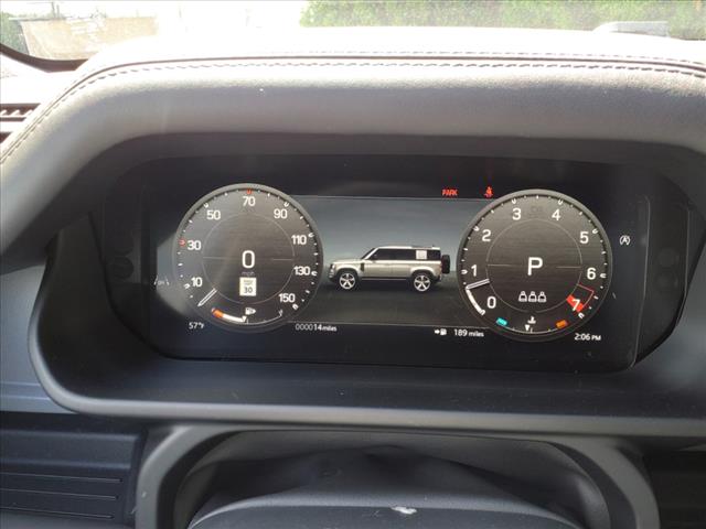 2025 Land Rover Defender 110 V8 P525