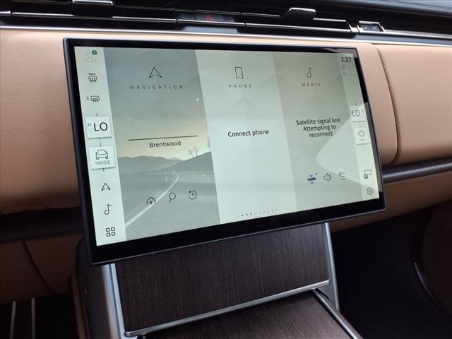2025 Land Rover Range Rover P400 SE