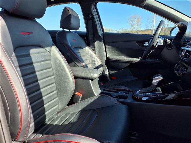 2022 Kia Forte GT - Photo 10