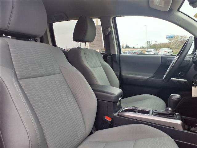 2016 Toyota Tacoma SR5 4x2 - Photo 10