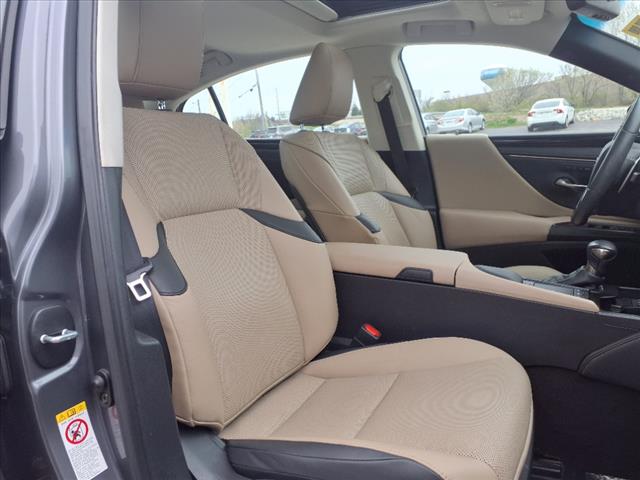 2019 Lexus ES 350 Base - Photo 10