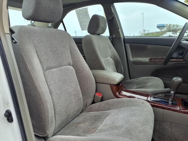 2004 Toyota Camry  - Photo 10