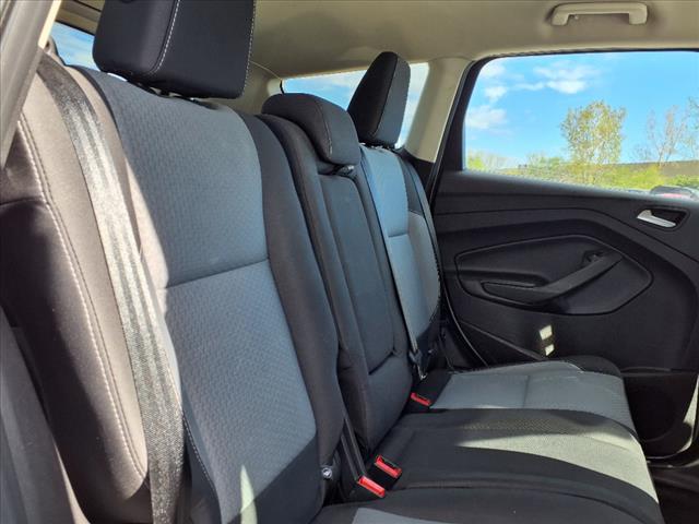 2017 Ford Escape SE - Photo 11