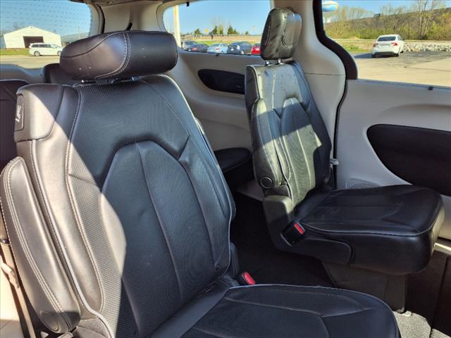 2020 Chrysler Pacifica Limited - Photo 11