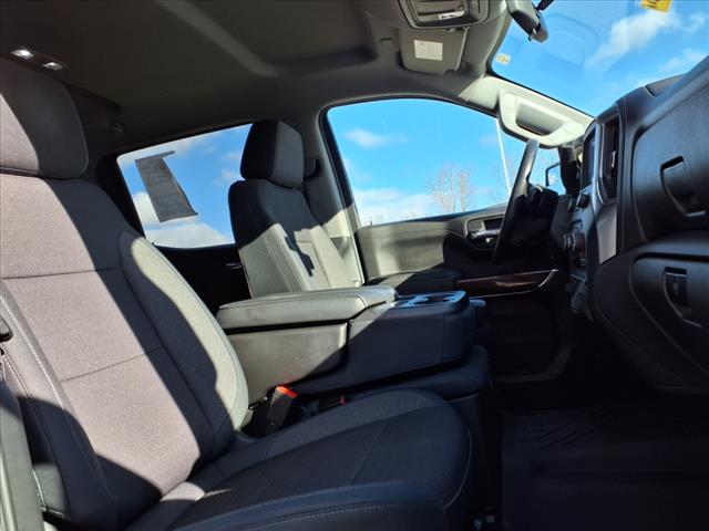 2019 Chevrolet Silverado 1500 RST - Photo 11