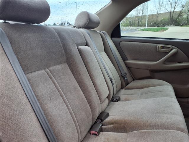 2001 Toyota Camry  - Photo 11