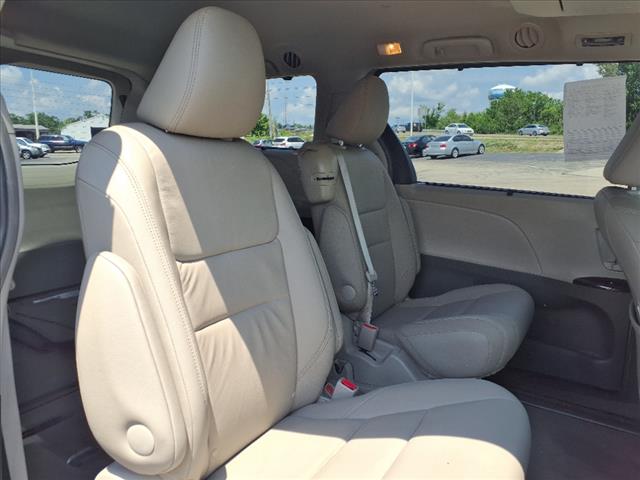 2016 Toyota Sienna L 7 Passenger - Photo 11
