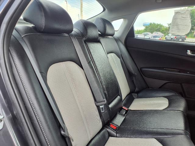 2019 Kia Optima EX - Photo 11