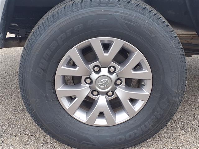 2016 Toyota Tacoma SR5 4x2 - Photo 12