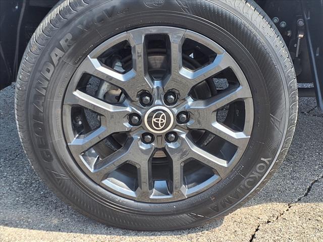 2024 Toyota Tundra Platinum - Photo 12
