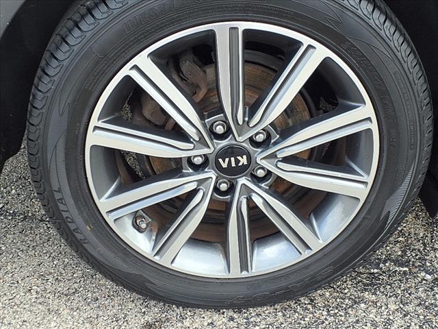 2019 Kia Optima EX - Photo 12