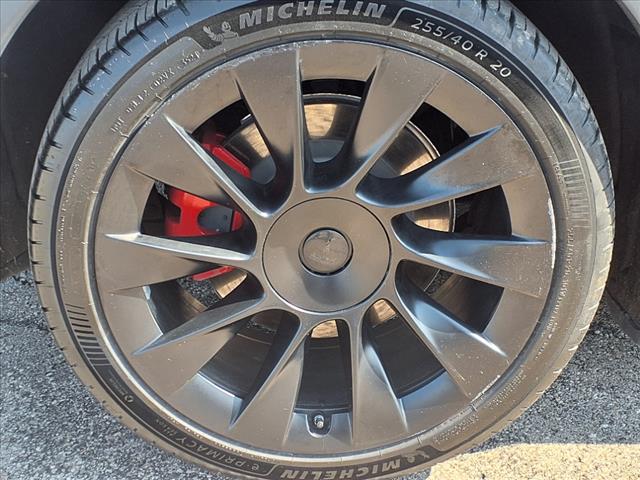 2021 Tesla Model Y Long Range - Photo 12