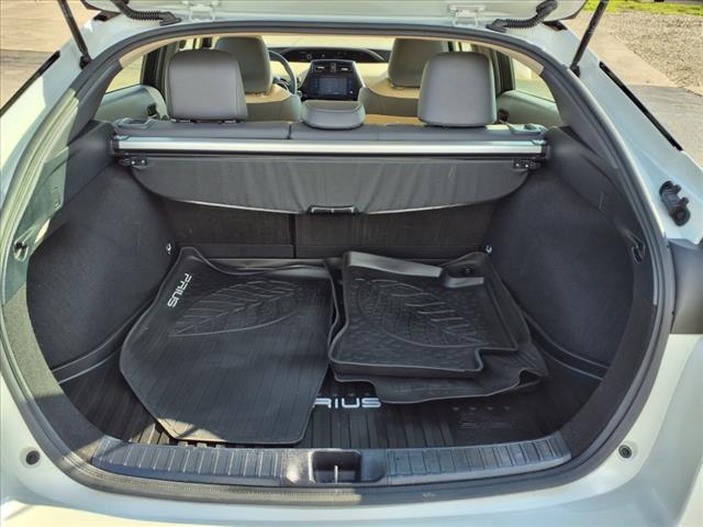 2017 Toyota Prius Four - Photo 12
