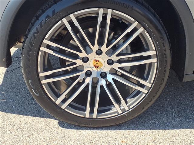 2016 Porsche Cayenne S - Photo 12