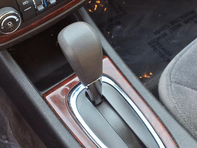 2010 Chevrolet Impala LT - Photo 13