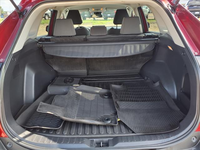 2021 Toyota RAV4 XLE - Photo 13