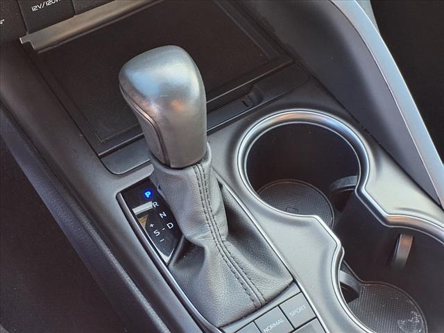 2024 Toyota Camry SE - Photo 13