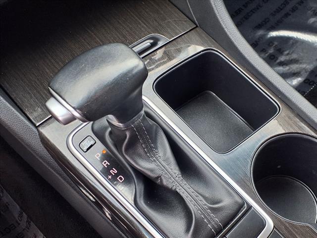 2019 Kia Optima EX - Photo 13