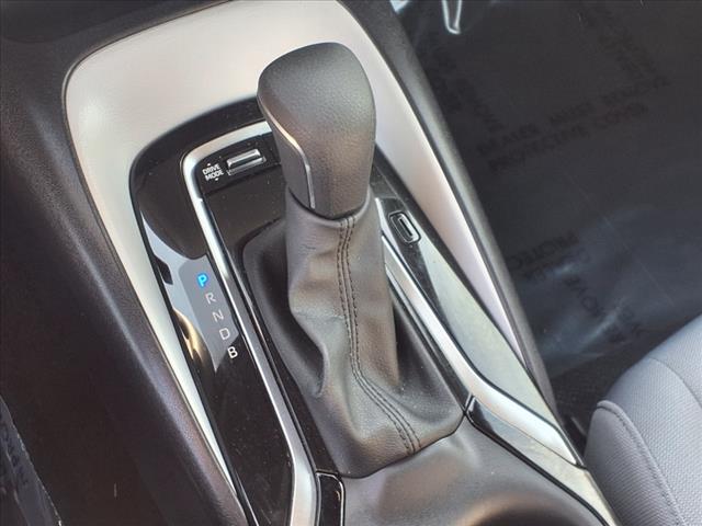 2025 Toyota Corolla SE - Photo 13