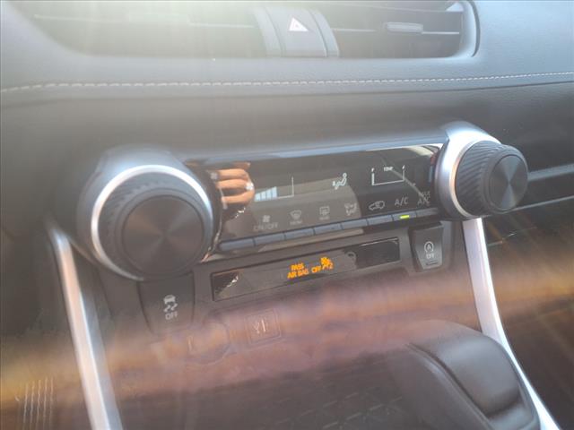 2024 Toyota RAV4 LE - Photo 14