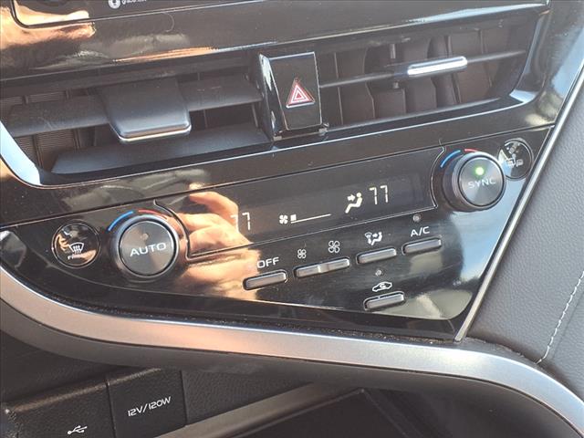 2024 Toyota Camry SE - Photo 14