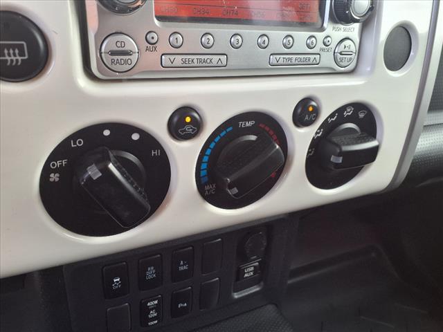 2014 Toyota FJ Cruiser Base - Photo 14