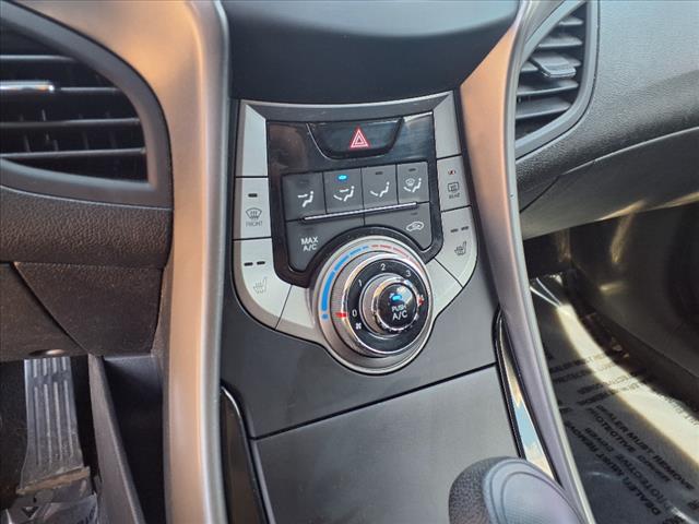 2013 Hyundai ELANTRA Coupe GS - Photo 14