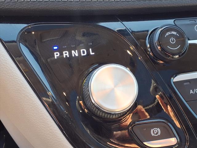 2020 Chrysler Pacifica Limited - Photo 15
