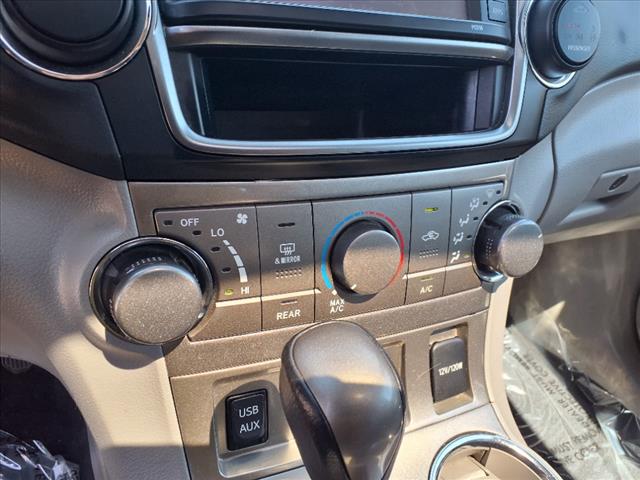 2013 Toyota Highlander SE - Photo 15