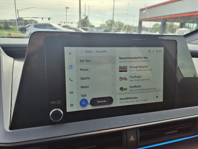 2024 Toyota Prius XLE - Photo 15