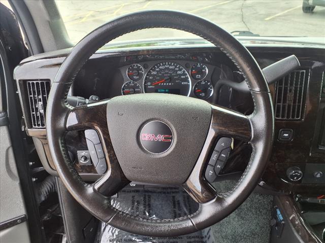 2020 GMC Savana 2500 - Photo 16