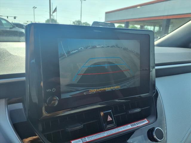2025 Toyota Corolla SE - Photo 16