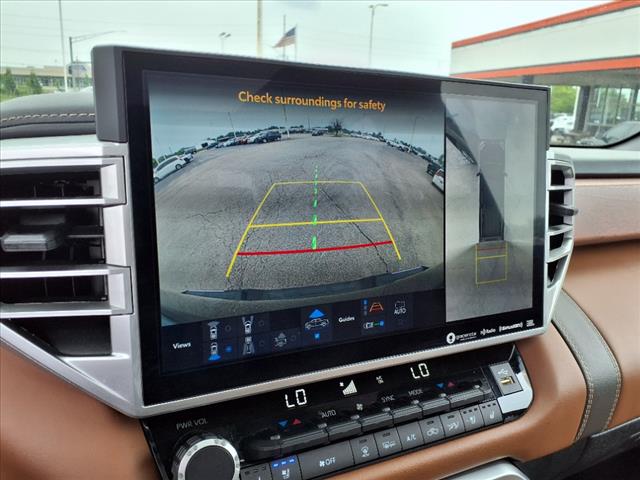 2023 Toyota Tundra 1794 Edition HV - Photo 17