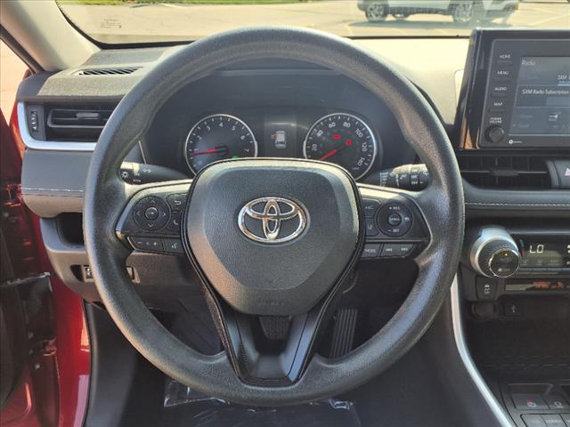 2022 Toyota RAV4 XLE - Photo 18