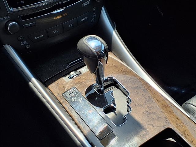2011 Lexus IS 250  - Photo 18