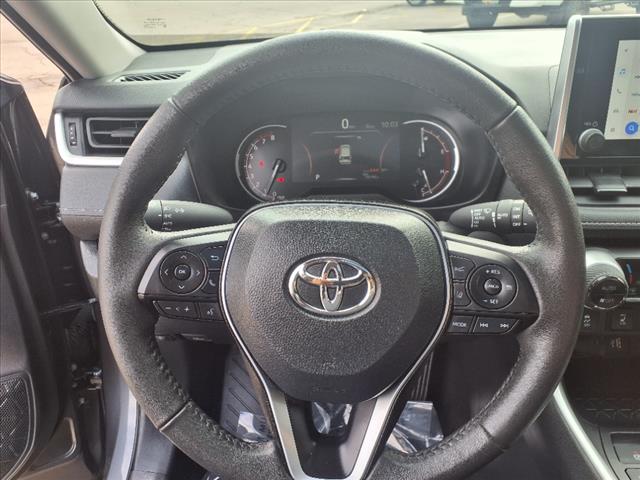 2024 Toyota RAV4 XLE - Photo 19